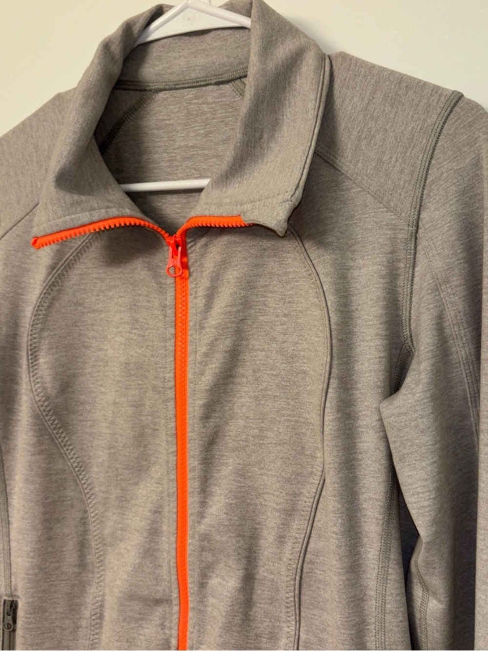 LULULEMON Nice Asana Jacket Heathered Medium Grey/Ambient Grey, NWOT, size 8 - Picture 4 of 9